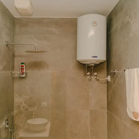 Flat On Relaxing * Golem (Tirana)