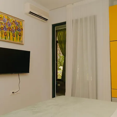 Flat On Relaxing Apartment *